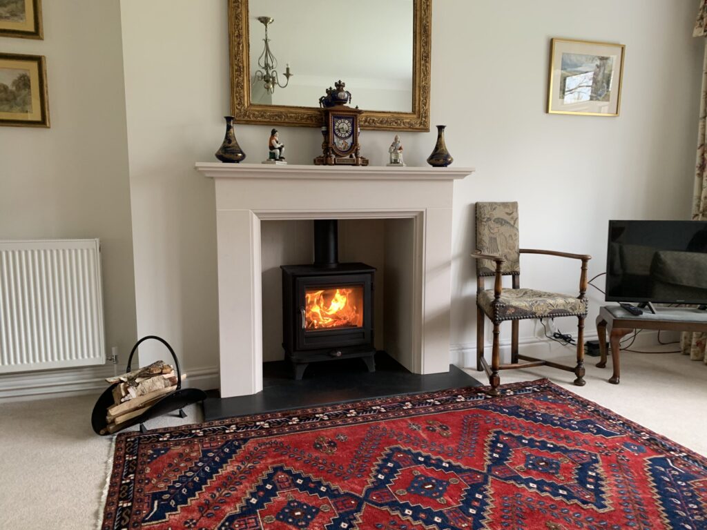 Aylesbury surround, Salisbury fire, Portuguese limestone Aylesbury surround, Salisbury fire, Portuguese limestone
