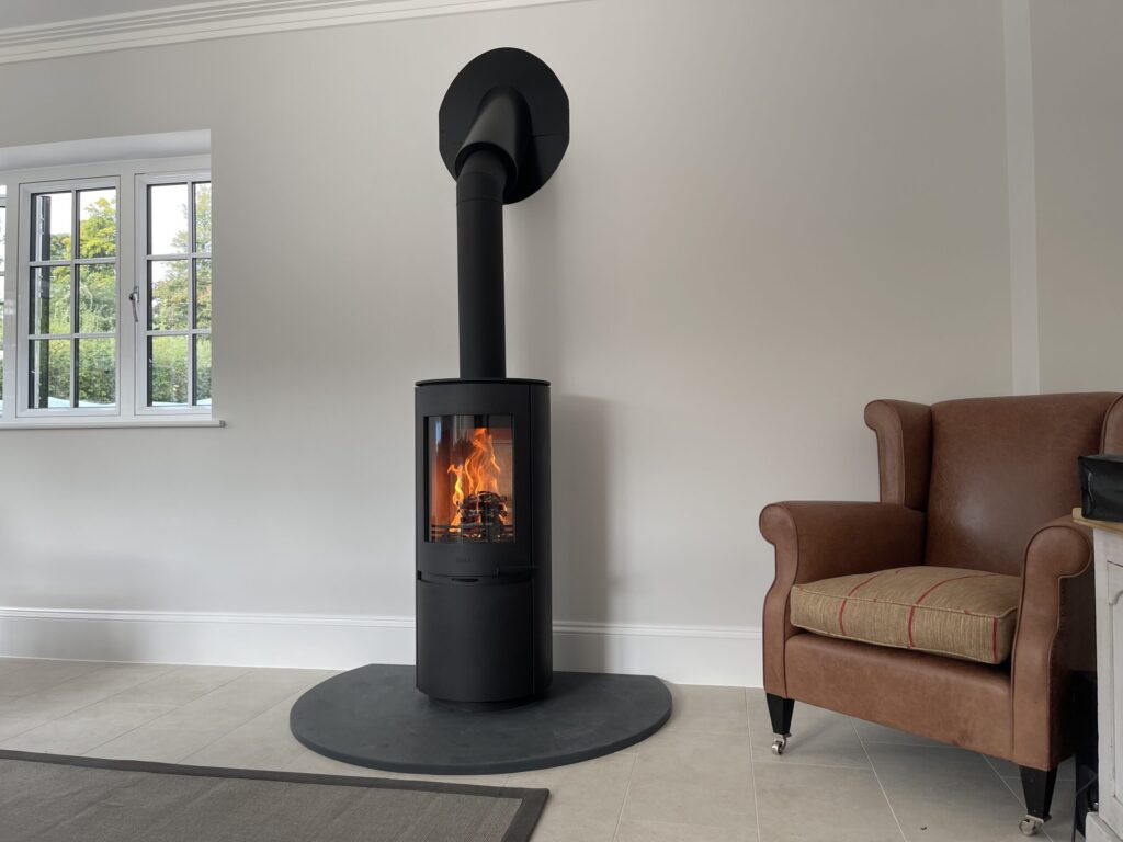Heta Scanline 8 – Black – Slate Hearth – Twin Wall Heta Scanline 8 – Black – Slate Hearth – Twin Wall